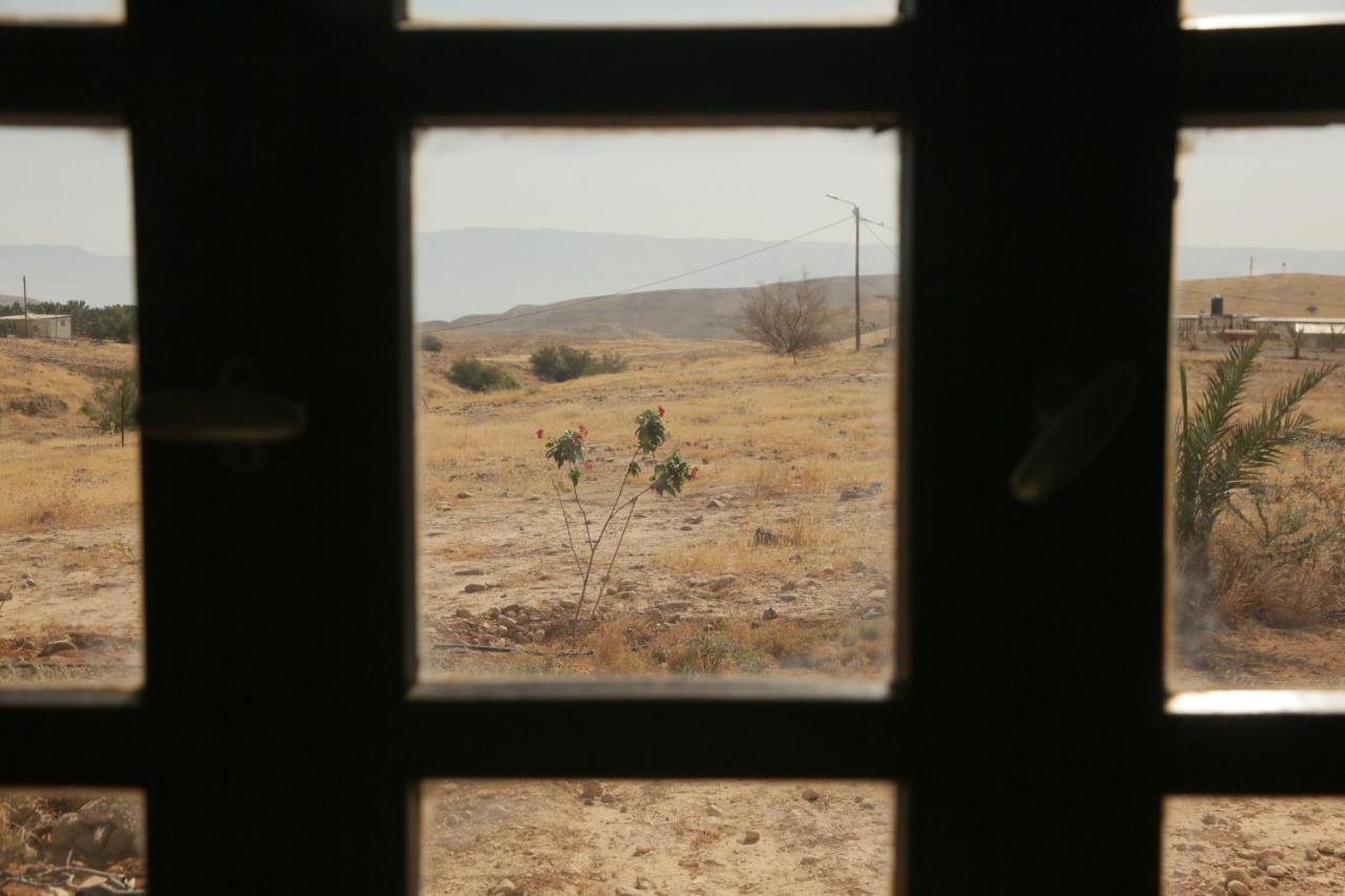 הוילה מקור חיים חוות עינות קדם מראה חיצוני תמונה